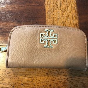 Tory Burch wallet